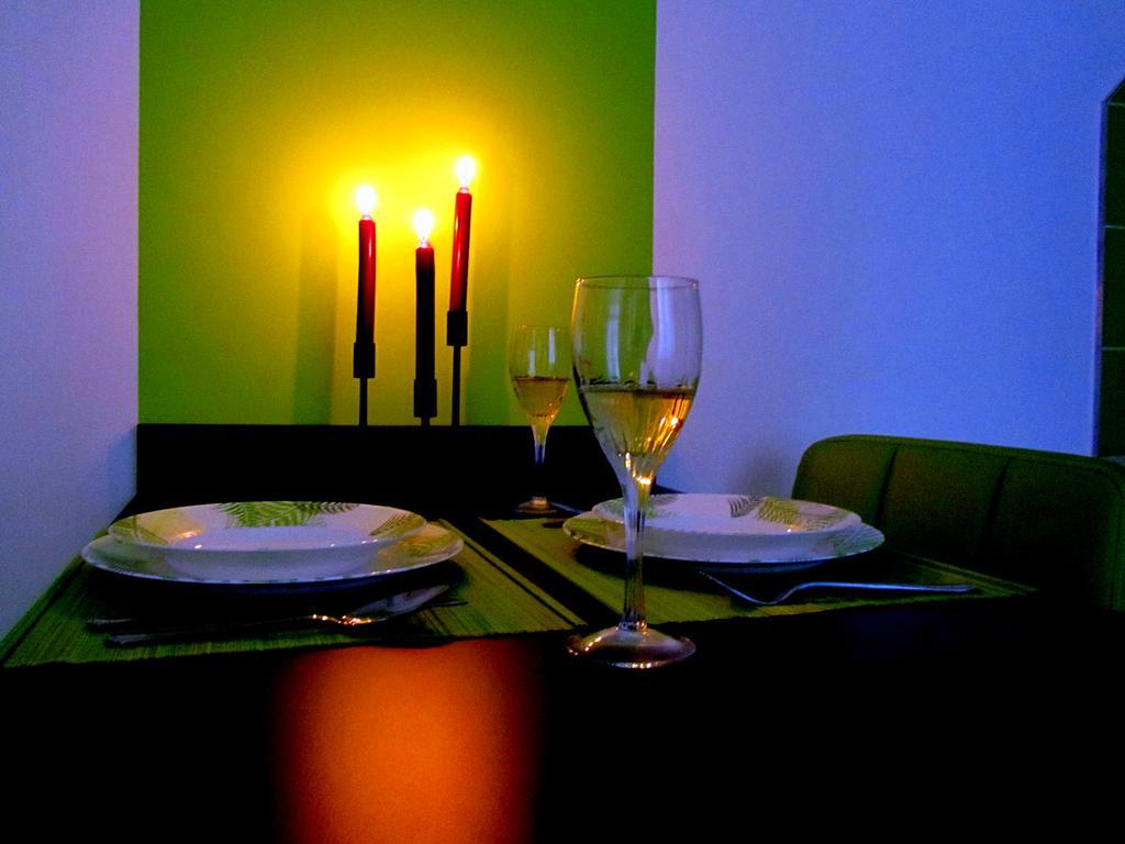 Eoetvoes Apartman Budapest Rom bilde