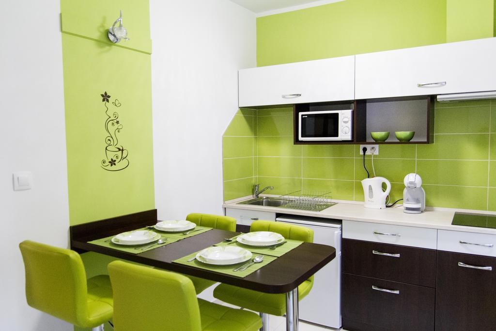 Eoetvoes Apartman Budapest Rom bilde